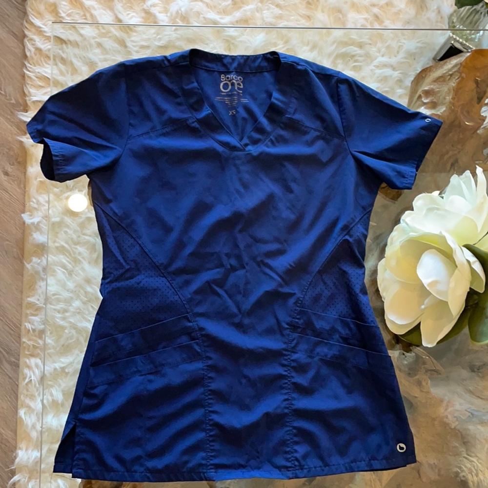 Barco One Navy Scrub Set